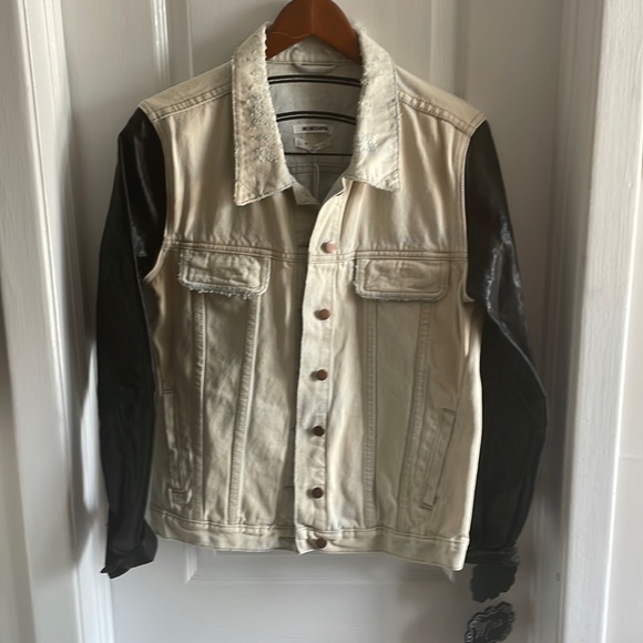 NWT: One Tea Spoon Jean Jacket - Picture 3 of 8